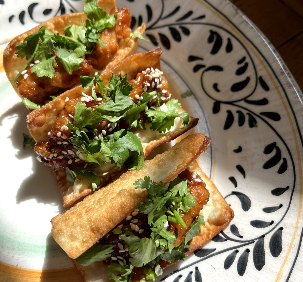 Sesame Chicken Wonton Tacos